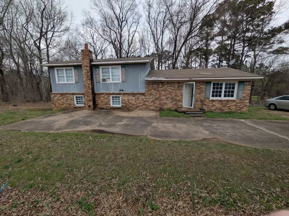 2497 Steam Mill Ferry Rd, Jackson, TN 38301