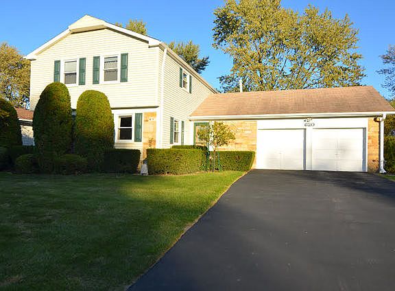 4th image of 620 Silver Rock Ln