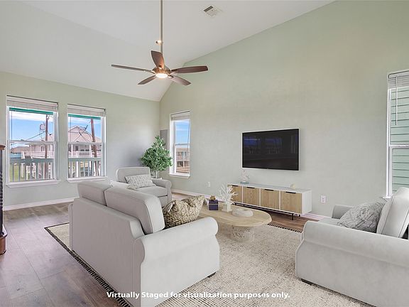 3rd image of 108 Ocean View Dr