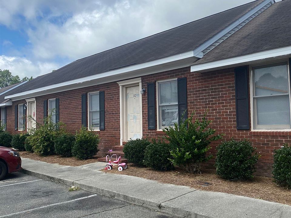 1st image of 140 Lanier Dr #142