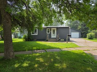 31 Bell Cir, Silver Bay, MN 55614