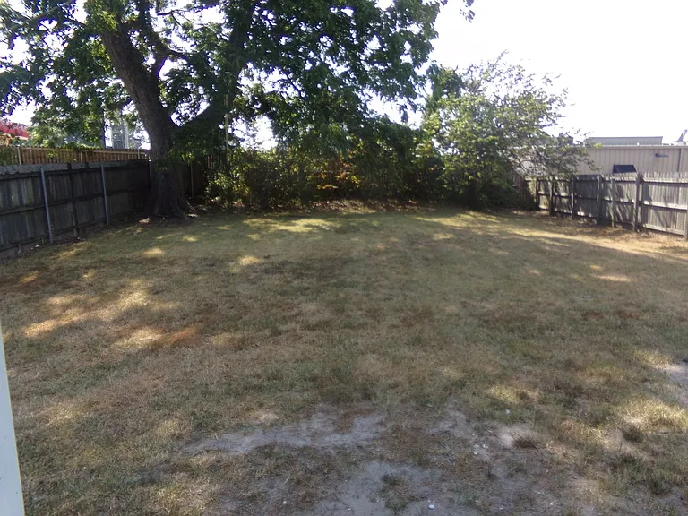 903 Cook St — Photo 15