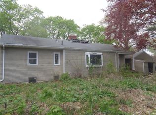 74 Balcom Ave, Warwick, RI 02889