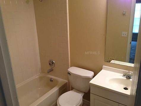 4th image of 6389 Powers Pointe Cir