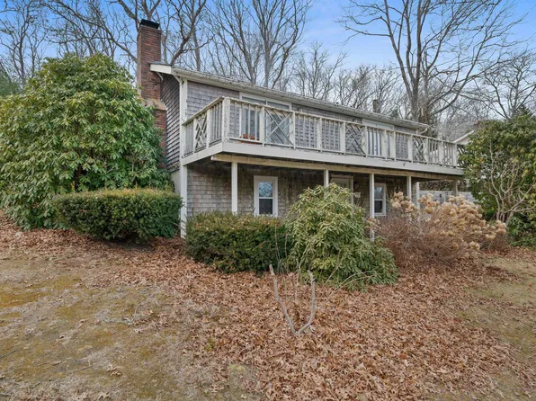 26 Shore Drive, Forestdale, MA 02644