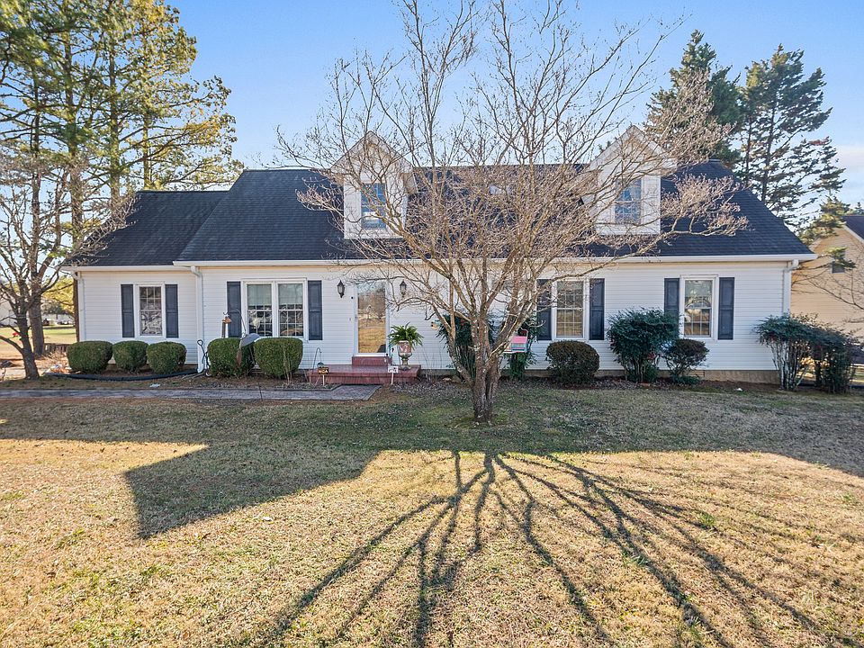 1st image of 223 Lynnford Dr