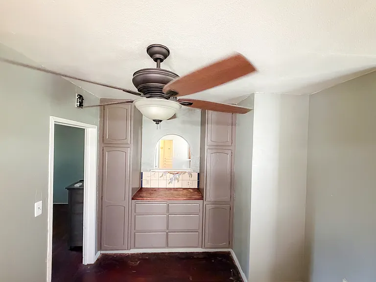625 Adams Ave — Photo 12