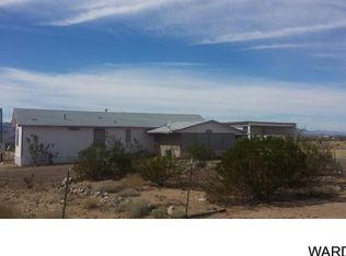 13903 S Cascabel Rd, Yucca, AZ 86438