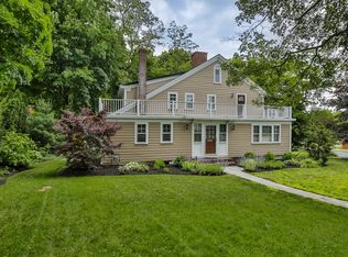 112 Highland St, Amesbury, MA 01913