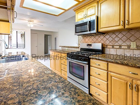 5th image of 4891 Vista Dr APT 3