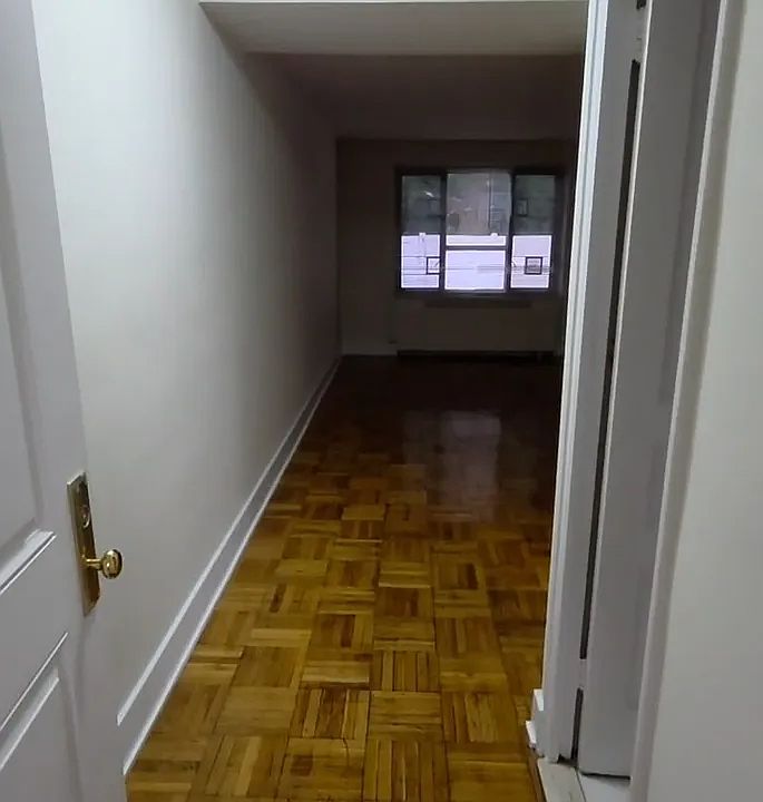 3 bed · 2 bath · 1,200 ft² in Queens