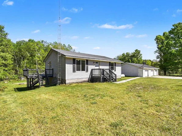 7032 N Woodruff Rd, Weidman, MI 48893