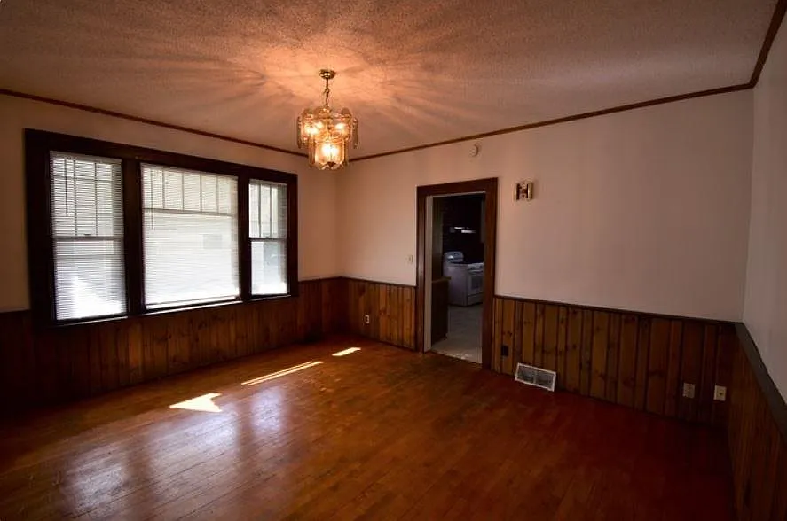 Building Photo - 2242 College Ave #B