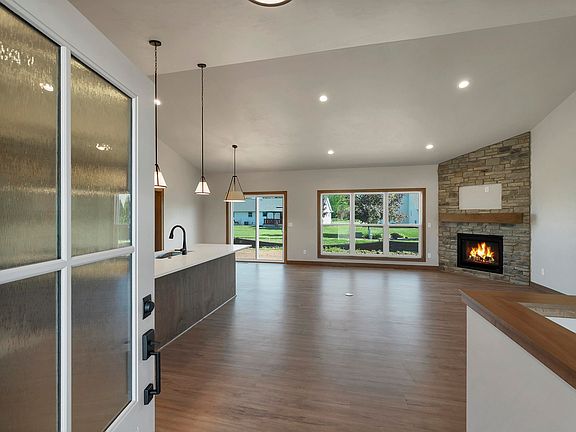 2nd image of 2875 Stelor Dr