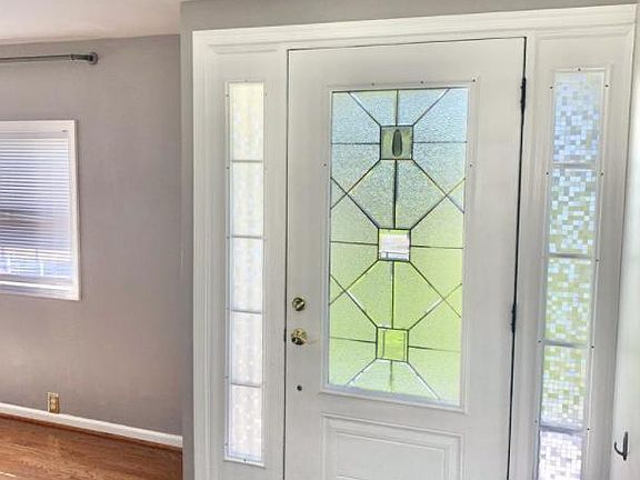 4th image of 19 Ash Ln
