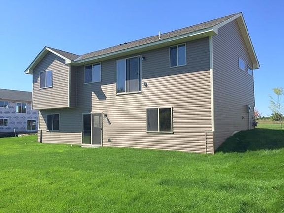 3rd image of 208 11th Avenue Ct SE
