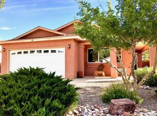 701 Santa Fe Meadows Dr NE, Rio Rancho, NM 87144