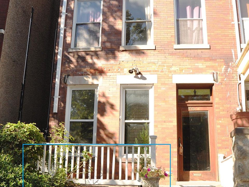 Apartment entrance in blue box