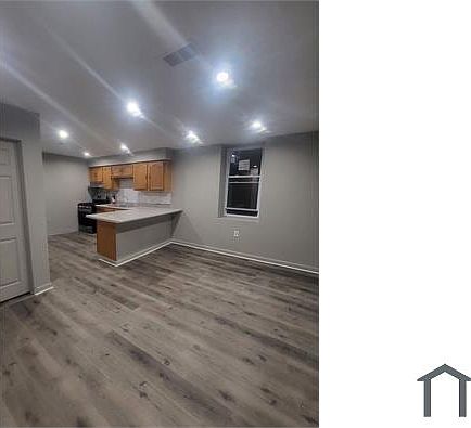 2nd image of 1538 Hunter St #3