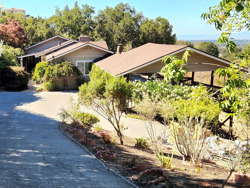 12688 La Cresta Ct, Los Altos Hills, CA 94022 Zillow