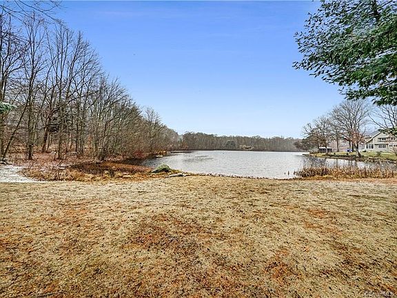 3rd image of 59 Dream Lake Dr
