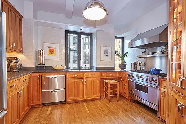 Sold by Fox Residential Group | media 14