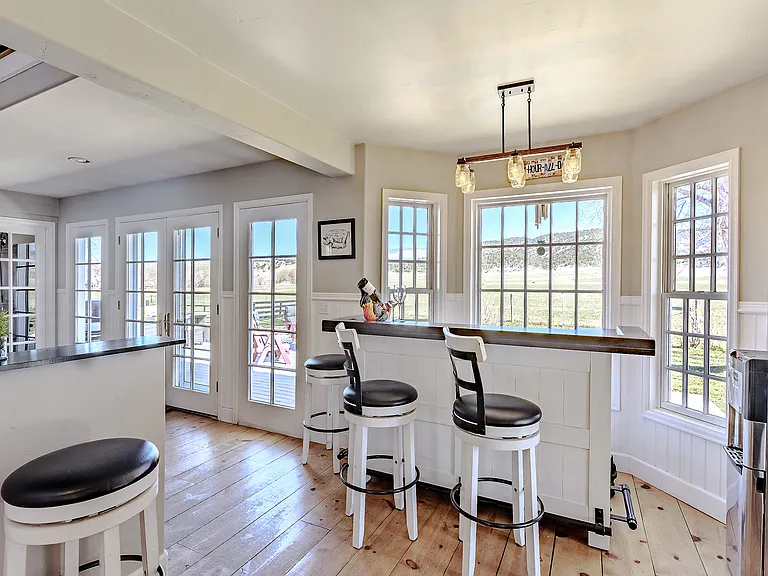 2686 Brush Creek Rd — Photo 10