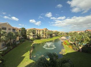700 Uno Lago Dr APT 305, Juno Beach, FL 33408