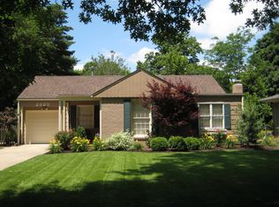 2900 W 48th St, Westwood, KS 66205