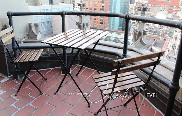 Rented by Level Group | media 40