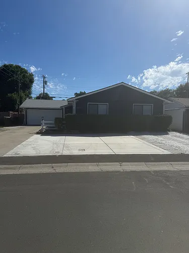 5841 Shenandoah Dr Photo 1
