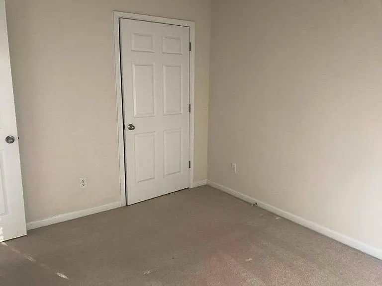 104 Bristolwood Cir — Photo 6