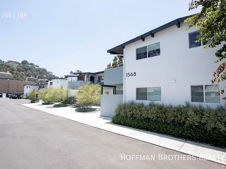1570 Yosemite Dr #6 — Photo 16