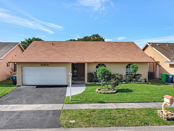 3rd image of 10308 Welleby Isles Lane