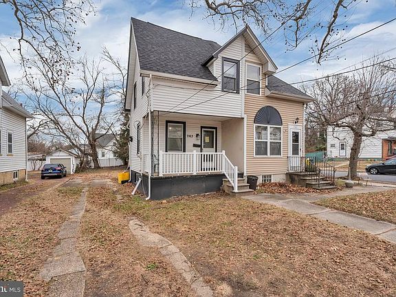 3rd image of 7163 Park Ave