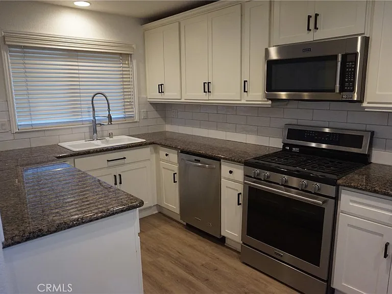 2423 Minuteman Way — Photo 1