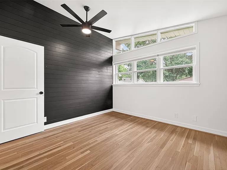 5422 Hummingbird St — Photo 22