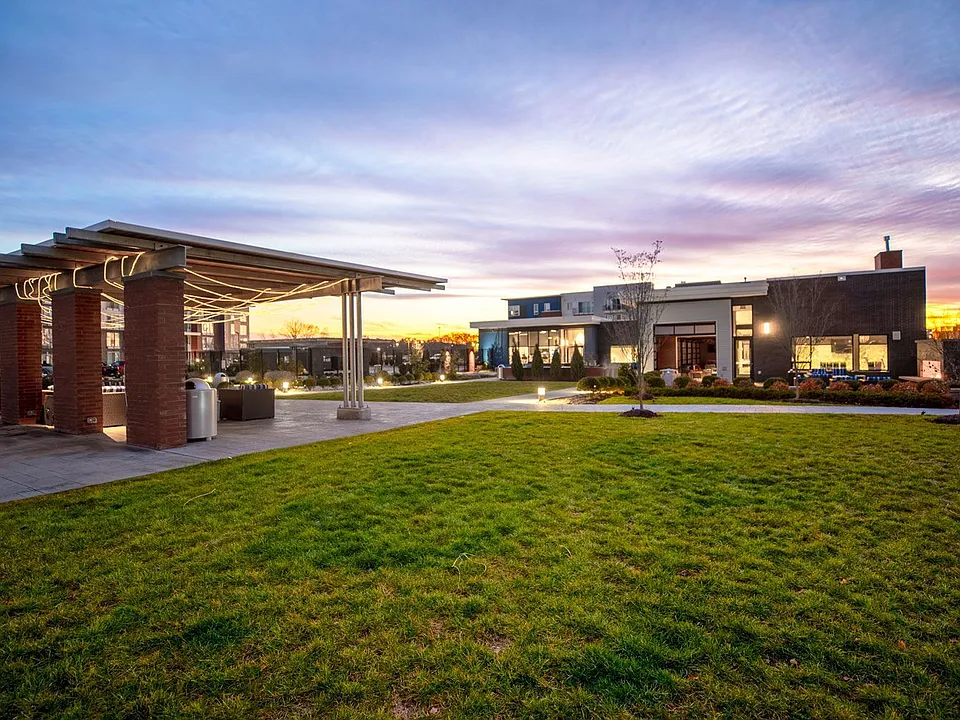 Ridge at Robinson apartments community photo
