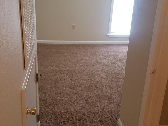 5th image of 2511 S Carrollton Ave #104