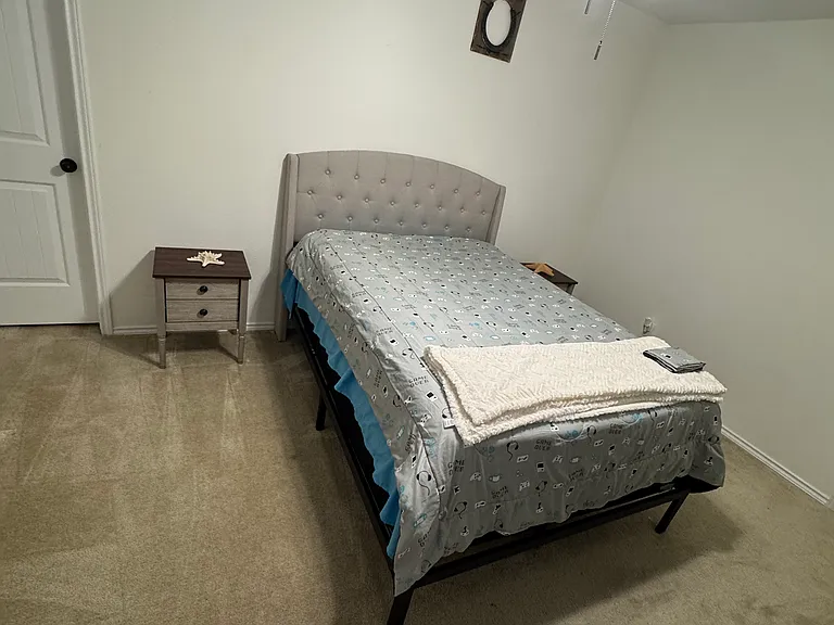 405 Los Cobos Ln — Photo 23