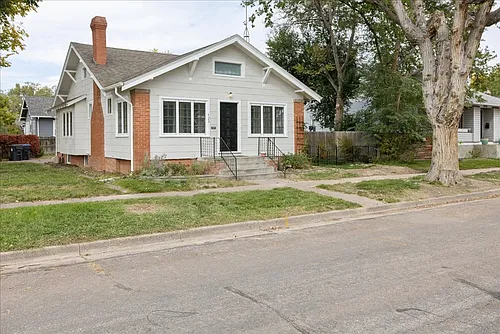 520 W 31st St Photo 1