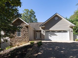 230 Quail Ct, McGaheysville, VA 22840