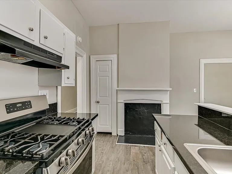 256 Walker St — Photo 15
