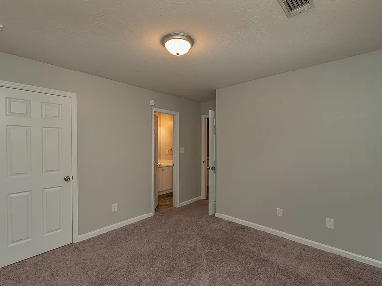 7010 Antilles Dr — Photo 17