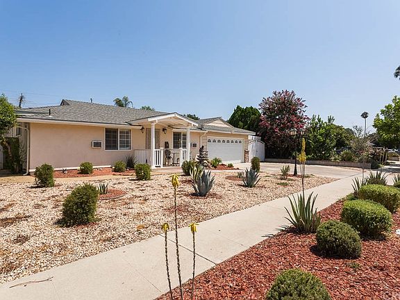 4th image of 8944 Sophia Ave