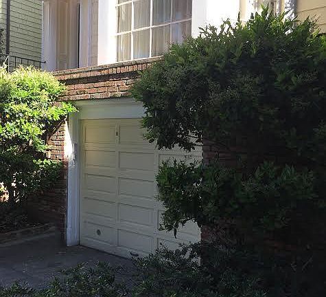 4th image of 2547 Washington St
