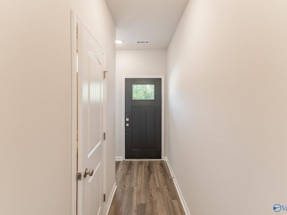 5th image of 127 Mongoose Ln
