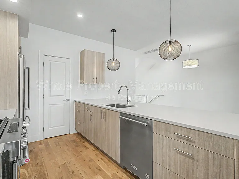 2708 W 25th Ave — Photo 12