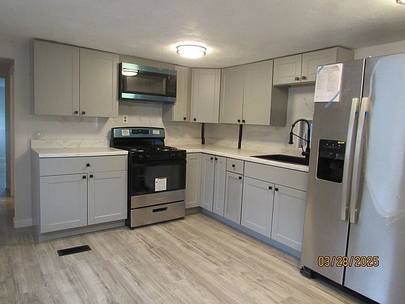 2nd image of 846 Broadway #1-2