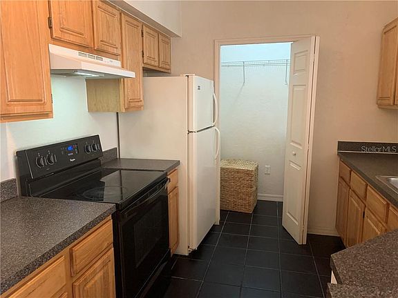 4th image of 6025 Westgate Dr APT 2516